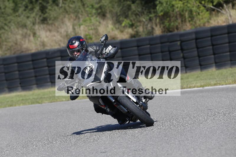 /Archiv-2025/49 26.08.2025 Cornu Master School ADR/gruen-vert/25